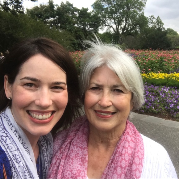 Meet Your Posher - Picture 2 of 3